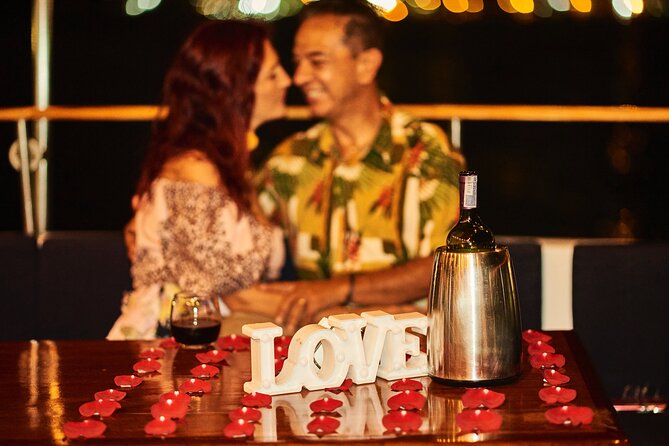 Dinner cruise on Cartagena's bay with Sibarita Master - What arrives at dinner