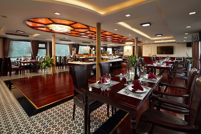 Dora Cruise - Luxury 5 Star Cruise in Halong Bay & Lan Ha Bay (2D1N) - Returning Through Halong Bay to Tuan Chau