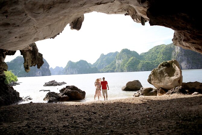 Emperor Cruise Halong: 3 Days 2 Nights Hideaway - Cave visits, kayaking, and time on the water