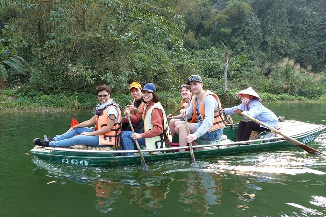 Essential North Vietnam ( Hanoi - Ninh Binh - Halong) in 5 Days - 3 Stars hotel - Hoa Lu and Tam Coc in one long day