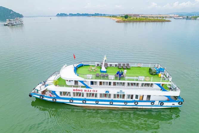 Excursion to Ha Long Bay with Titop Island and kayaking in Luon Cave - Sung Sot Cave, Ha Long Bay’s big cave visit