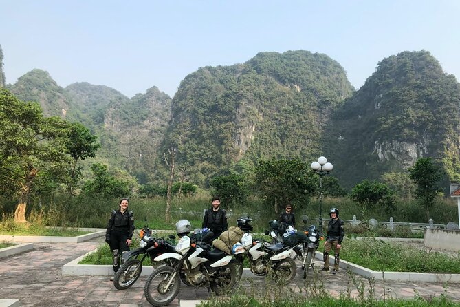 Explore Rice Terrace Pu Luong Ninh Binh Ha Long 4 Days 3 Night - Day 3: Hoa Lu, Trang An, and the climb at Mua Cave