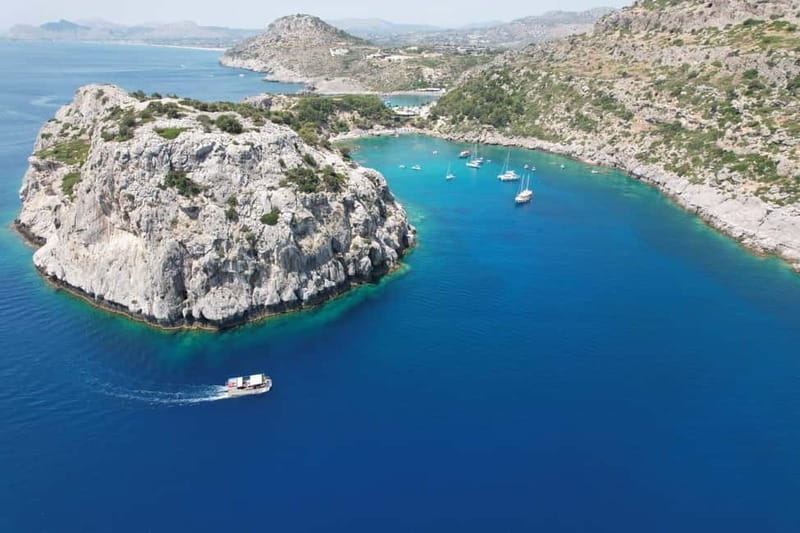 Faliraki: Yellow Sub Cruise to Anthony Quinn Bay & the Caves - The first views from Faliraki