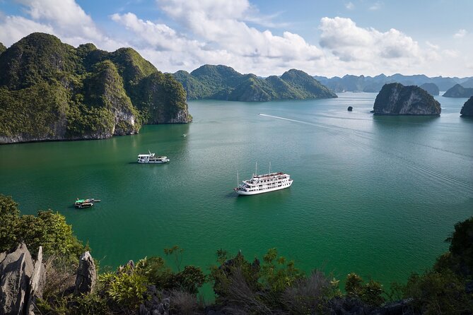 Featured: All-Inclusive OVERNIGHT Halong Cruises - many options - The real difference between 3-star and 5-star