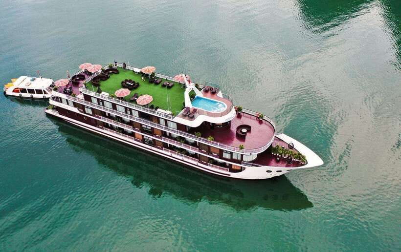 From Cat Ba : 2-3 Days Lan Ha Bay 5 Star Cruise with Balcony - Why Lan Ha Bay is a smart alternative to the main bay route