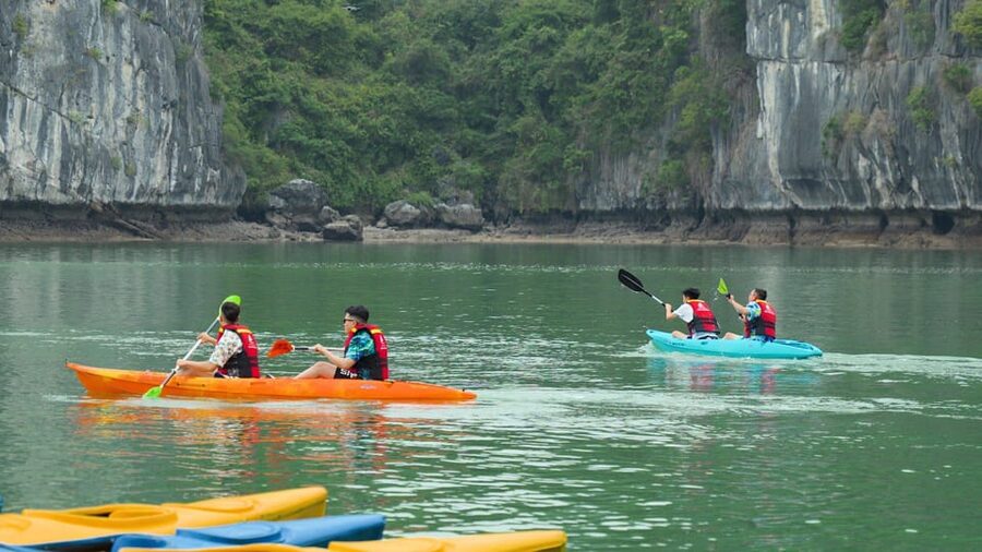 From Cat Ba: Amazing Sunset Boat Tour in Lan Ha Bay - Sunset drinks on the return journey
