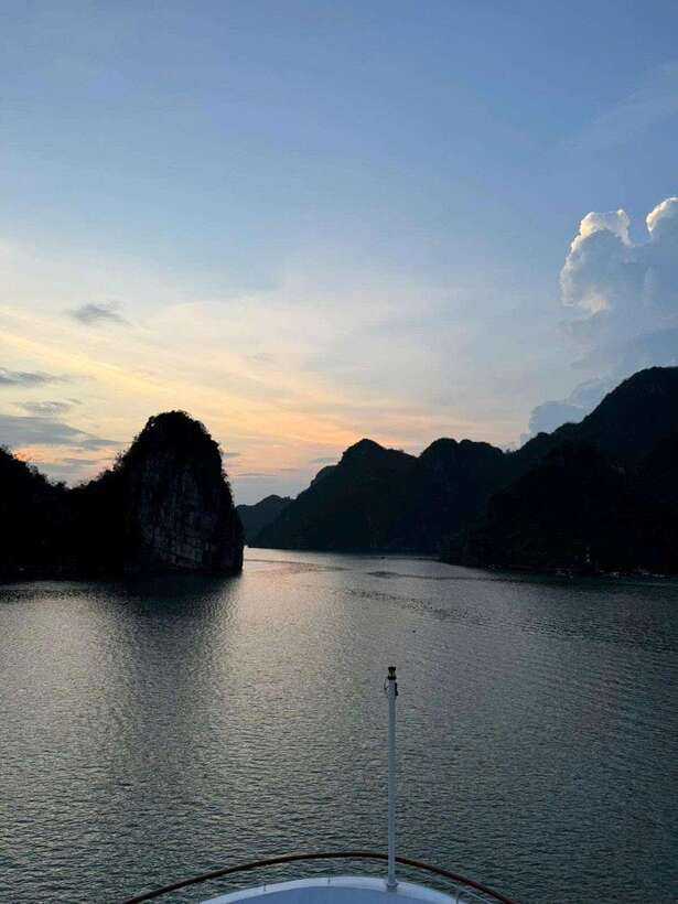 From Ha Noi: Ha Long Bay - 5star cruise 2days trip - What the $145 price really covers