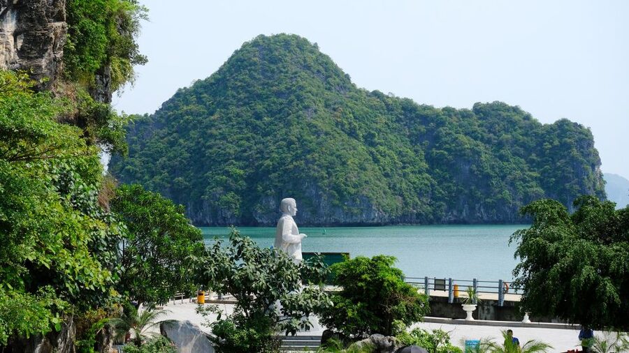 From Hanoi: 1 -Day Halong Bay Cruise With Big & Small Groups - The main drawbacks to weigh before booking