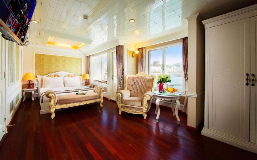 From Hanoi: 2-Day Bai Tu Long Bay Luxury Cruise with Jacuzzi - Practical advice for a smoother trip
