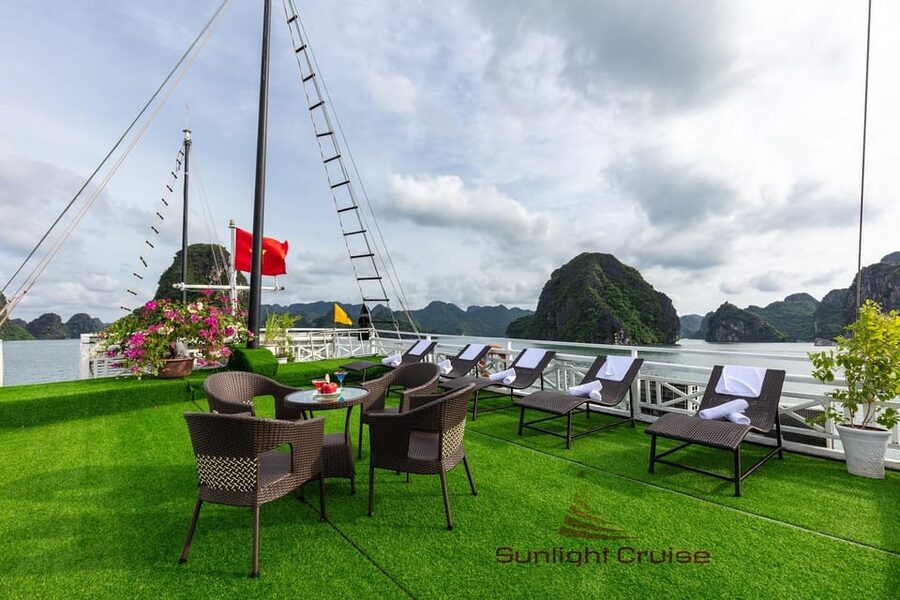 From Hanoi: 2-Day Ha Long Bay Boat Tour - Luon Cave by kayak or bamboo boat