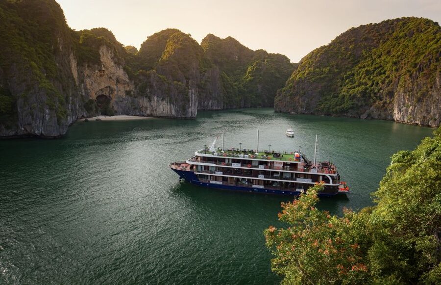 From Hanoi: 2-Day Halong and Lan Ha Bay La Pandora Cruise - Boarding La Pandora and settling into the cabin