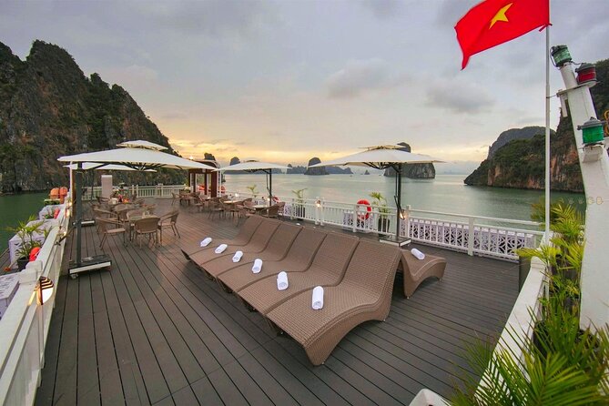 From Hanoi: 2-Day Halong Bay Getaway on Arcady Boutique Cruise - Lunch and the first views from Arcady Boutique Cruise