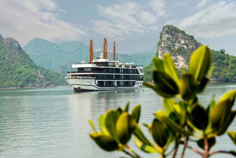 From Hanoi: 2-Day Lan Ha Bay 5-Star Cruise with Balcony - The journey from Hanoi to the ship
