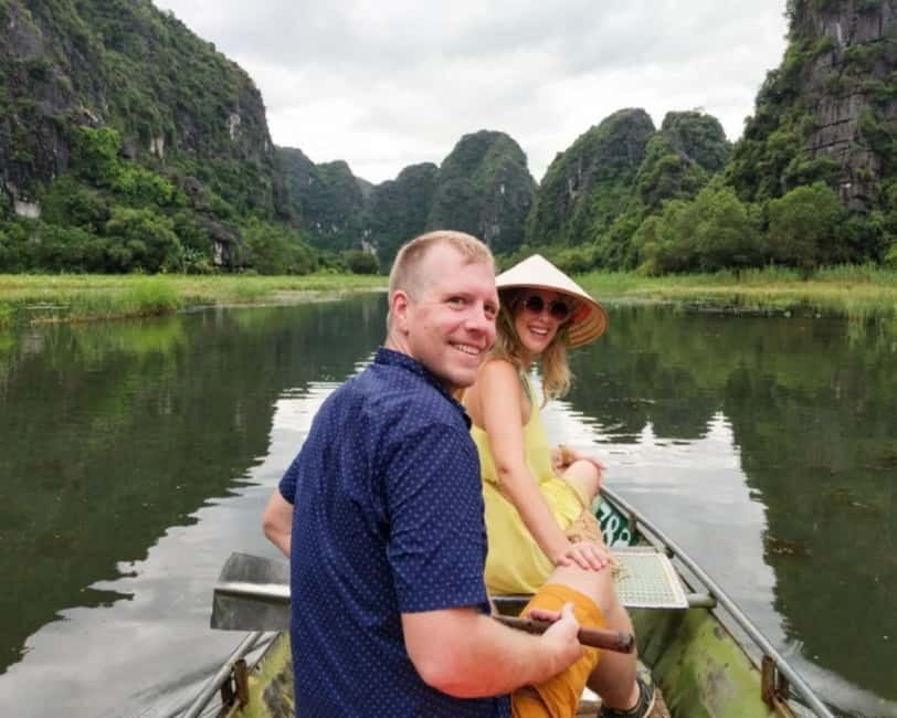 From Hanoi: 2-Day Ninh Binh & Ha Long Bay - All-Inclusive - Tam Coc brings the best scenery by boat