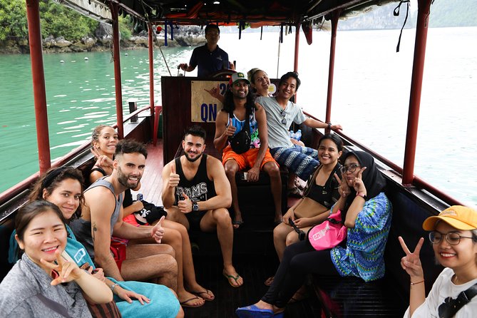 From Hanoi: 2D1N Ha Long Bay Deluxe Cruise with Bus Limousine - Kayaking, pearl farming, and the cooking class