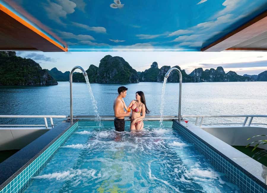 From Hanoi: 3-Day Ha Long and Lan Ha Bay Cruise with Meals - A three-day cruise instead of a quick bay visit
