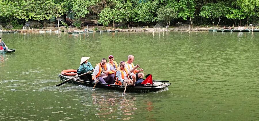From Hanoi: 3-Day Trip to Ninh Binh with Ha Long bay Cruise - Day 3: Tai Chi, Ao Ech, and the return to Hanoi