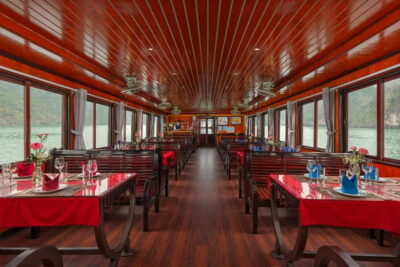 From Hanoi/Cat Ba: Lan Ha Bay Full-Day Boat Trip