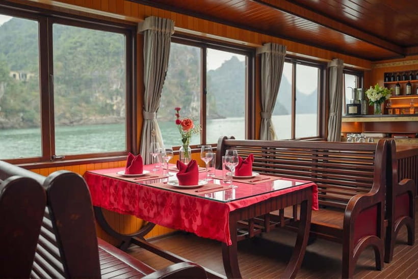 From Hanoi/Cat Ba: Lan Ha Bay Full-Day Boat Trip - Guides, group size, and the feel on board