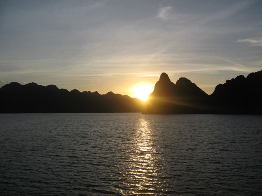From Hanoi: Ha Long - Bai Tu Long Bay 2-Day 1-Night Cruise - Why Bai Tu Long Bay makes this cruise different