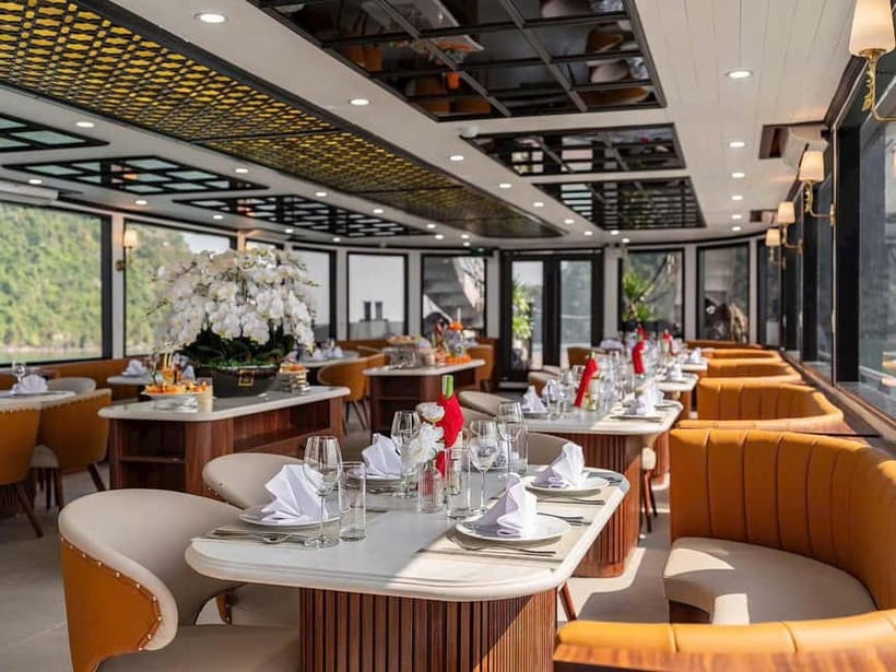 From Hanoi:Ha Long Bay Day Tour w/ Thien Cung Cave& Kayaking - Lunch aboard the wooden boat