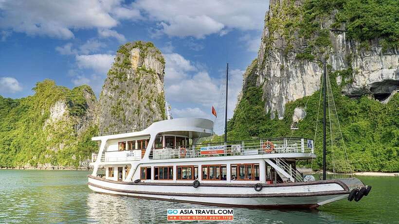 From Hanoi: Ha Long Bay Save-Cost Tours - Big & Small Groups - Luon Cave by kayak or bamboo boat