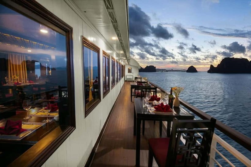 From Hanoi/Ha Long:La Regina 4 star cruise - Bai Tu Long Bay - Lunch begins the cruise