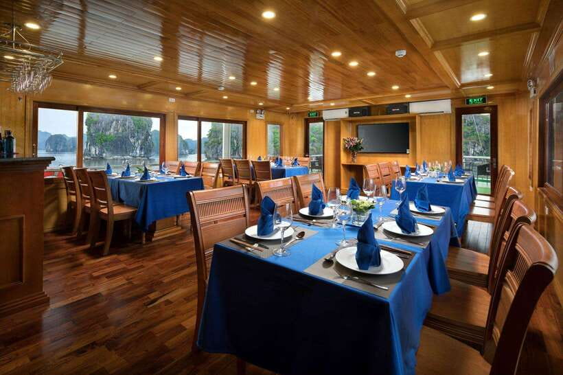 From Hanoi: Ha Long & Lan Ha Bay 2-Day Cruise with Meals - Night squid fishing and the quiet side of the cruise