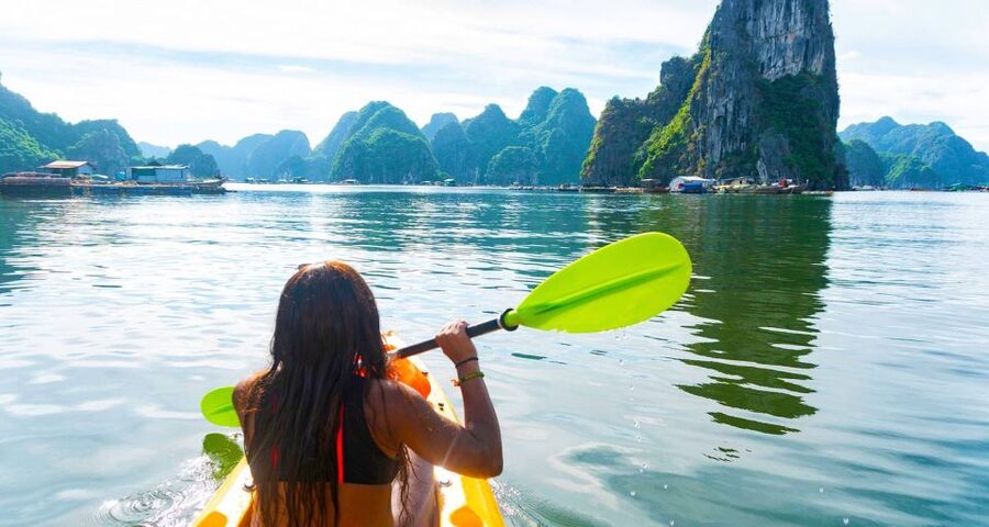 From Hanoi: Halong Bay Day Trip with Lunch and Transfers - Titop Island for a view, swim, or rest