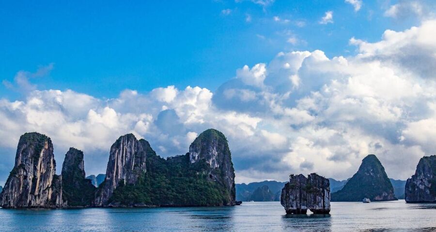 From Hanoi: Halong Bay Day Trip with Lunch and Transfers - The Hanoi pickup and 2.5-hour coach ride