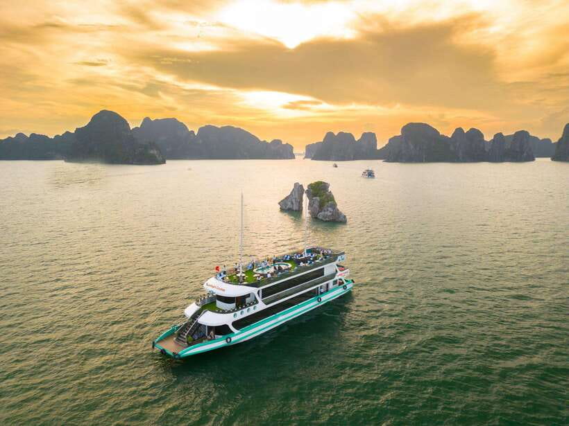 From Hanoi: Halong Bay on 5 star cruise full day tour. - Key points at a glance