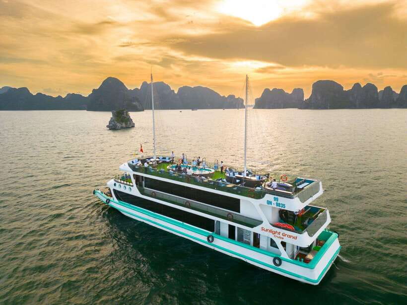 From Hanoi: Halong Bay on 5 star cruise full day tour. - The Hanoi limousine ride to Tuan Chau