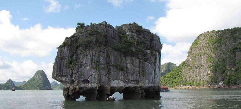 From Hanoi: Halong Bay, Sung Sot ,Titop Island & Luon Cave - Titop Island for views and swimming