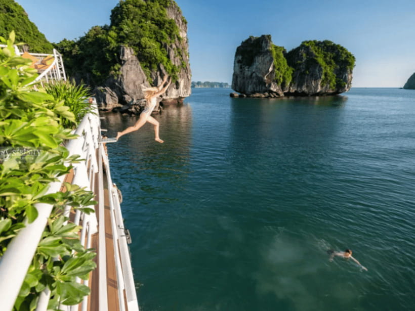From Hanoi: Lan Ha Bay and Cat Ba Island Cruise with Lunch - Lunch at 11:30 AM, with one group-size detail