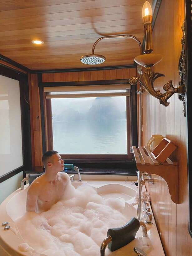From Hanoi or Ha Long: Ha Long Bay 1 or 2-Day 5-Star Cruise - Sunset drinks and the overnight evening