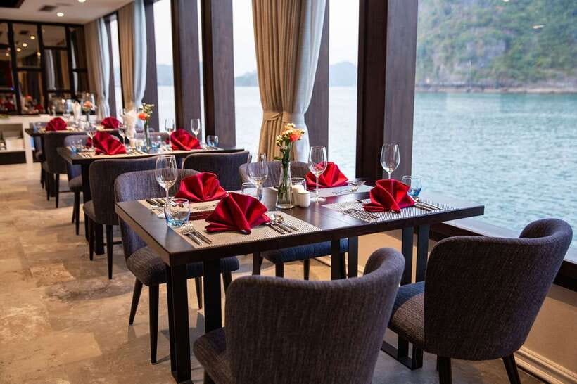 From Hanoi or Halong: Halong Bay Day Cruise - What the boat and service add