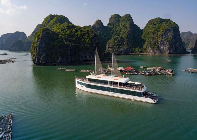 From Hanoi or Halong: Halong Bay Day Cruise - Vietnamese fusion lunch at 11:30