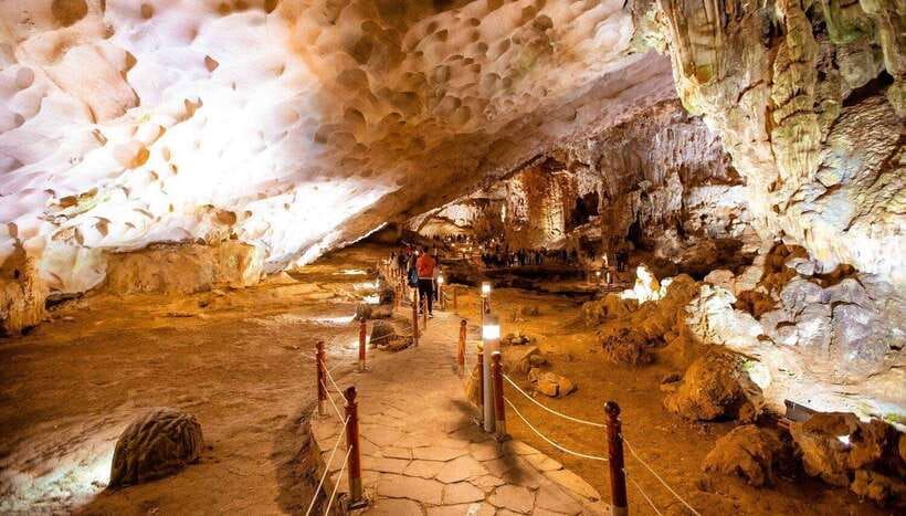 From Hanoi: Private Ha Long Bay Full-day Trip - What private and shared options really mean