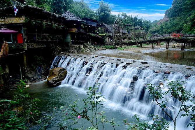 From Hanoi : Sapa Moutain Trek - Halong bay Heritage - Day 4: Surprise Cave, brunch, and the return journey