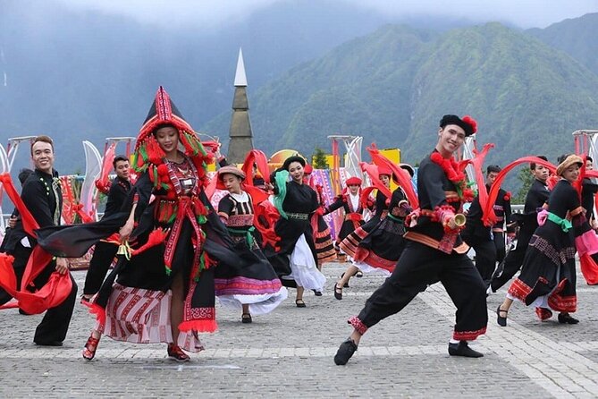 From Hanoi : Sapa Moutain Trek - Halong bay Heritage - What the $372.46 price really covers