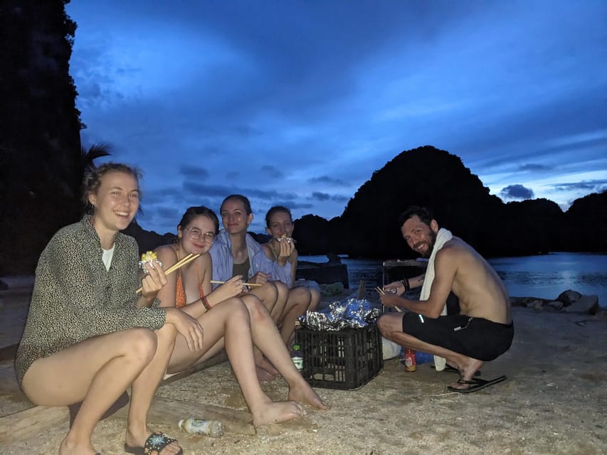 From Hanoi to Lan Ha Bay: 2-Day Jungle Hiking & Night Kayak - A night in Viet Hai village
