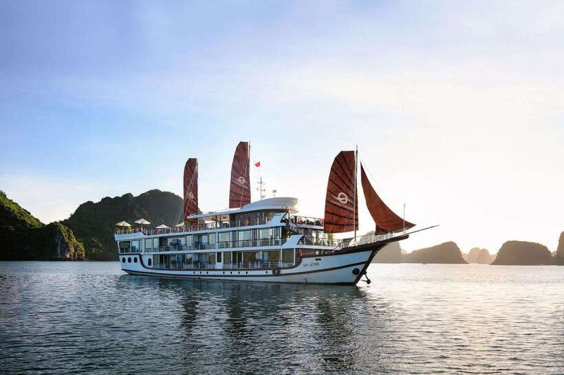 From Lan Ha Bay: 3-Day 2-Night Cruise with Meals & Kayaking - Why the three-day route is worth considering
