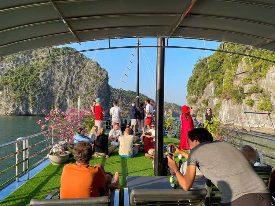 From Lan Ha Bay: Navy Peak, Viet Hai Village, and Monkey … - Starting from Cat Ba Town and reaching Cai Beo