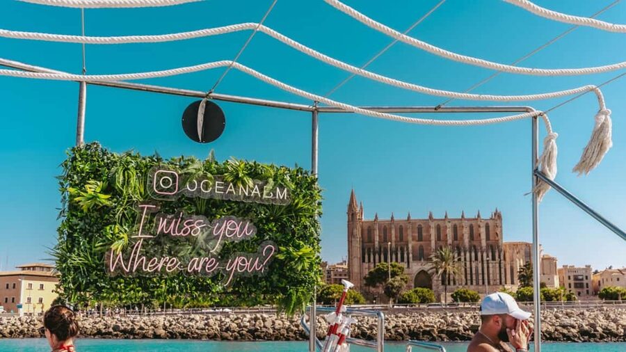 From Magaluf: Palma Bay Sightseeing Cruise with Live Music - Key points to know before booking
