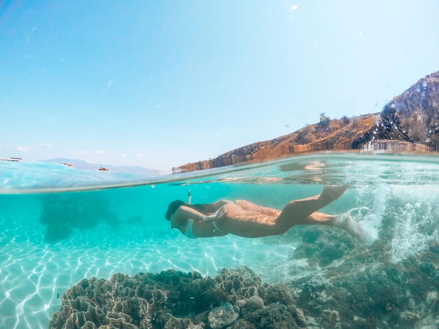 From Mellieha: Three Bay Cruise including the Blue Lagoon - Boat comfort, swimming access, and group size