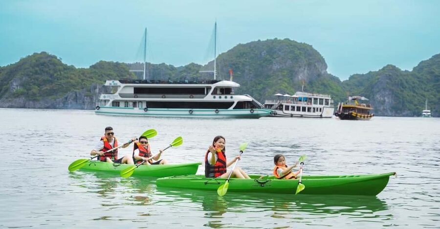 From Ninh Binh : 2 Days Lan Ha Bay, Cat Ba Island Overnight - Day one: the long road from Ninh Binh to Cat Ba