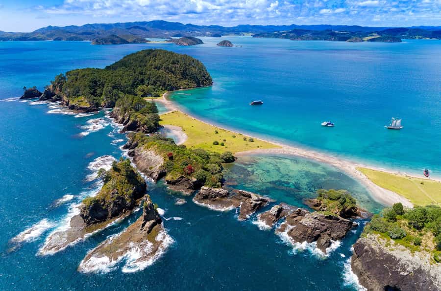 From Paihia: Full-Day Bay of Islands Cruise - The boat gives you room to change your view