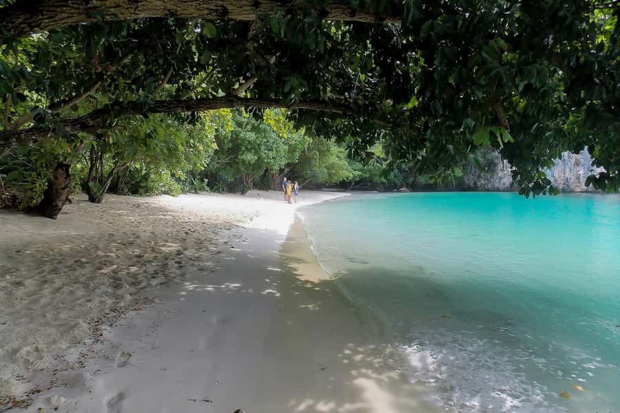 From Phuket: Full-Day Phang Nga Bay Cruise with Meals - What to bring and how to keep the day comfortable