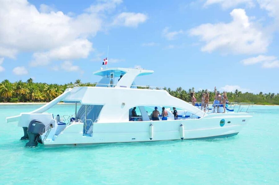 From Punta Cana: Samana Bay Private Whale Watching Cruise - The early transfer from Punta Cana