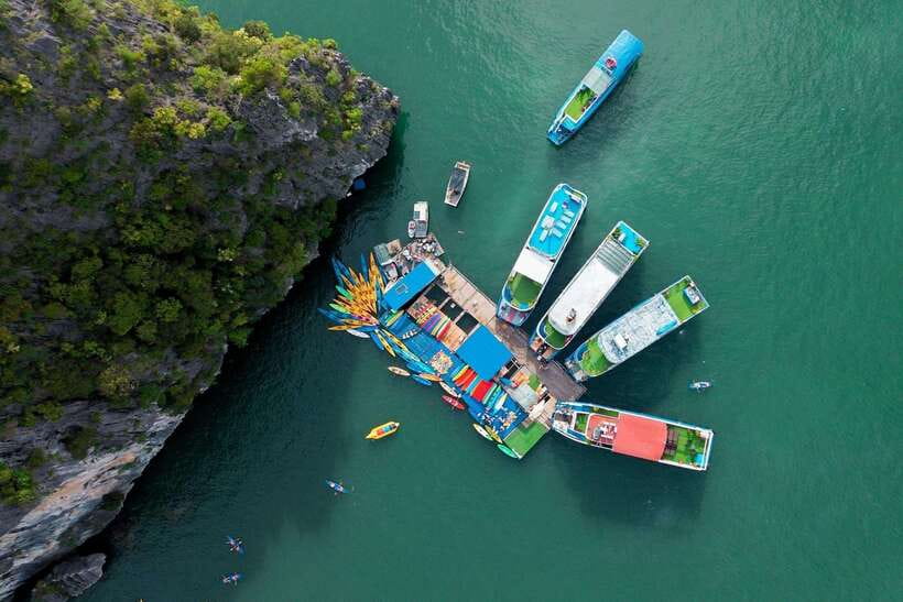 Full Day Boat Tour explore Cat Ba Archipelago & Lan Ha Bay - 11:30 AM, seafood lunch with the islands in view